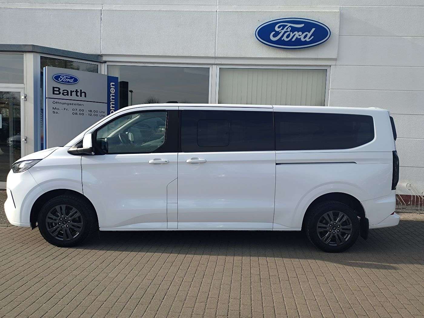 Fahrzeugbild eines Ford Tourneo Custom