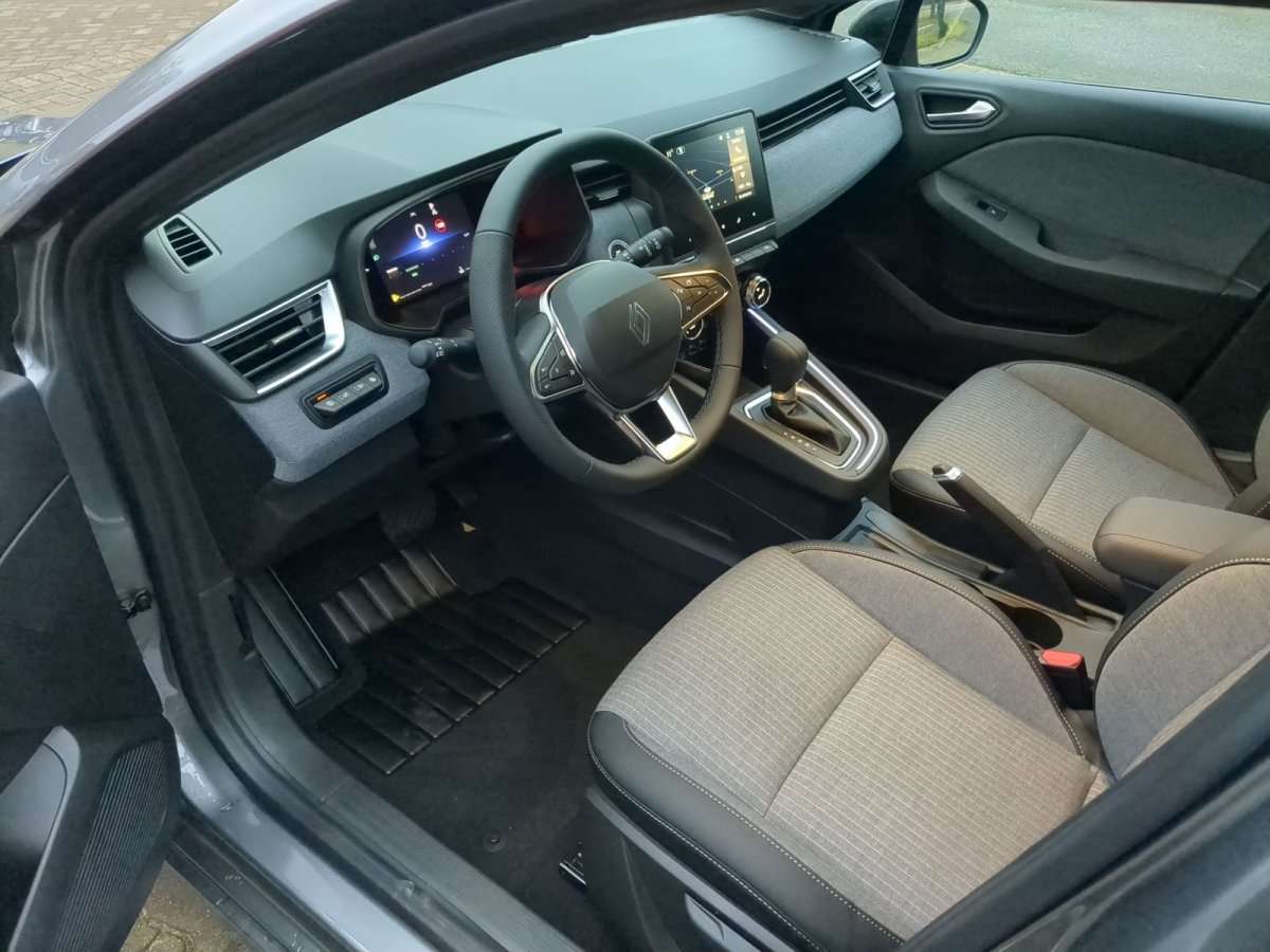 Fahrzeugbild eines Renault Clio