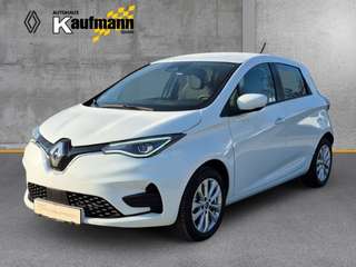 Schräge Frontansicht auf einen Renault ZOE , freigestellt