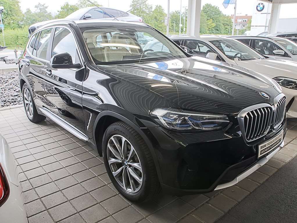 Fahrzeugbild eines BMW X3