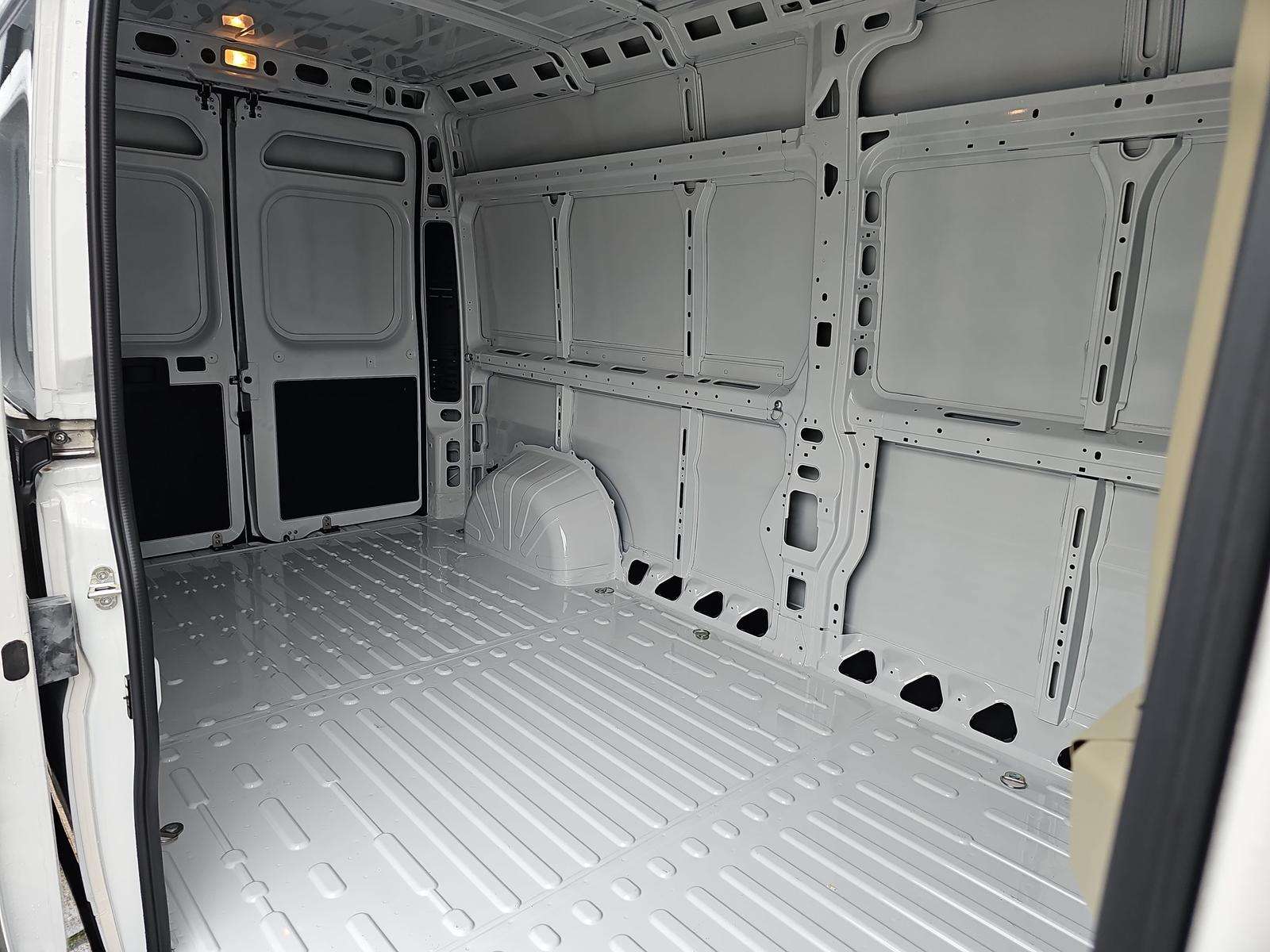 Fahrzeugbild eines Opel Movano