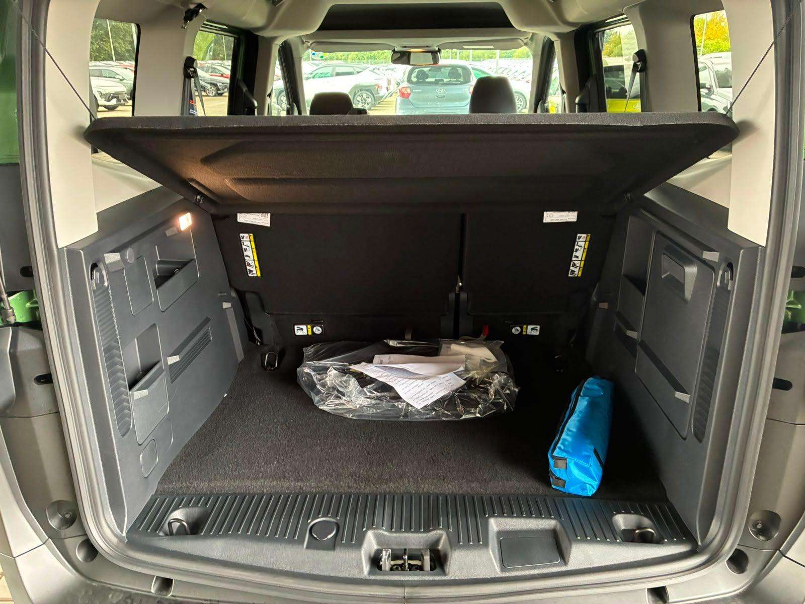 Fahrzeugbild eines Ford Tourneo Courier
