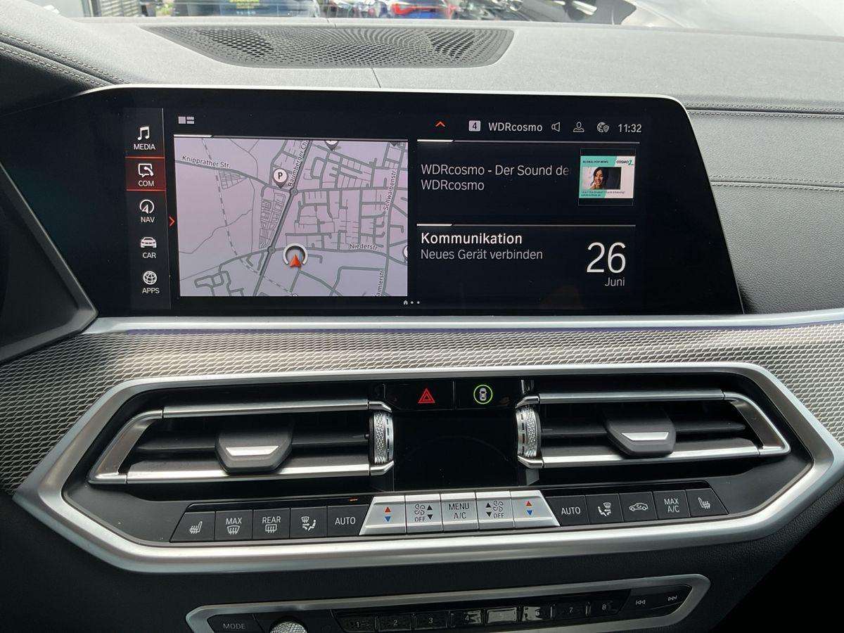 Fahrzeugbild eines BMW X6