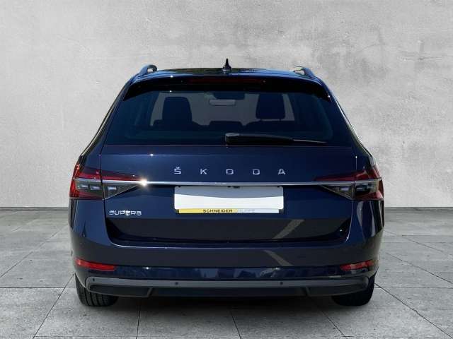 Fahrzeugbild eines Skoda Superb