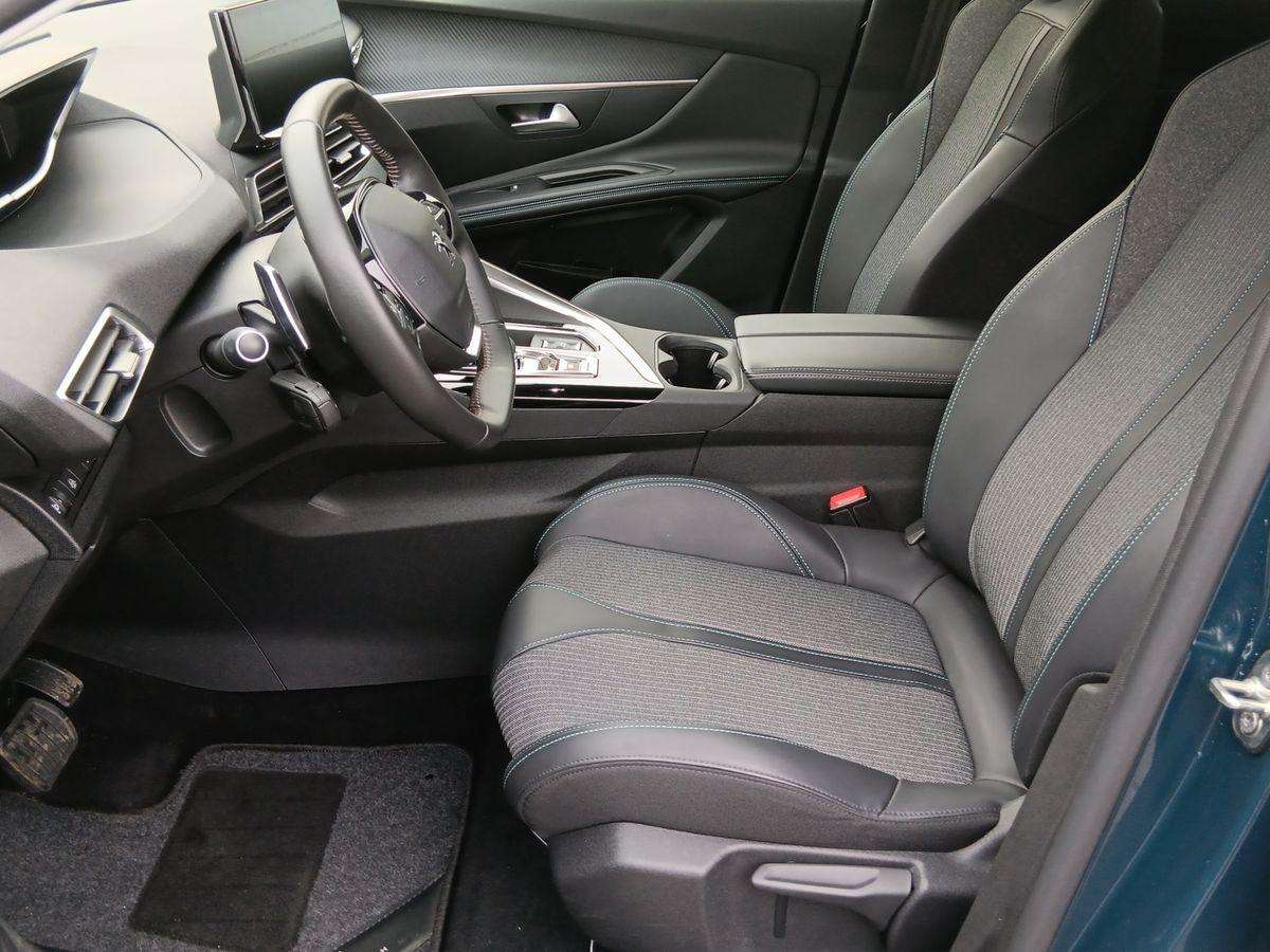 Fahrzeugbild eines Peugeot 3008