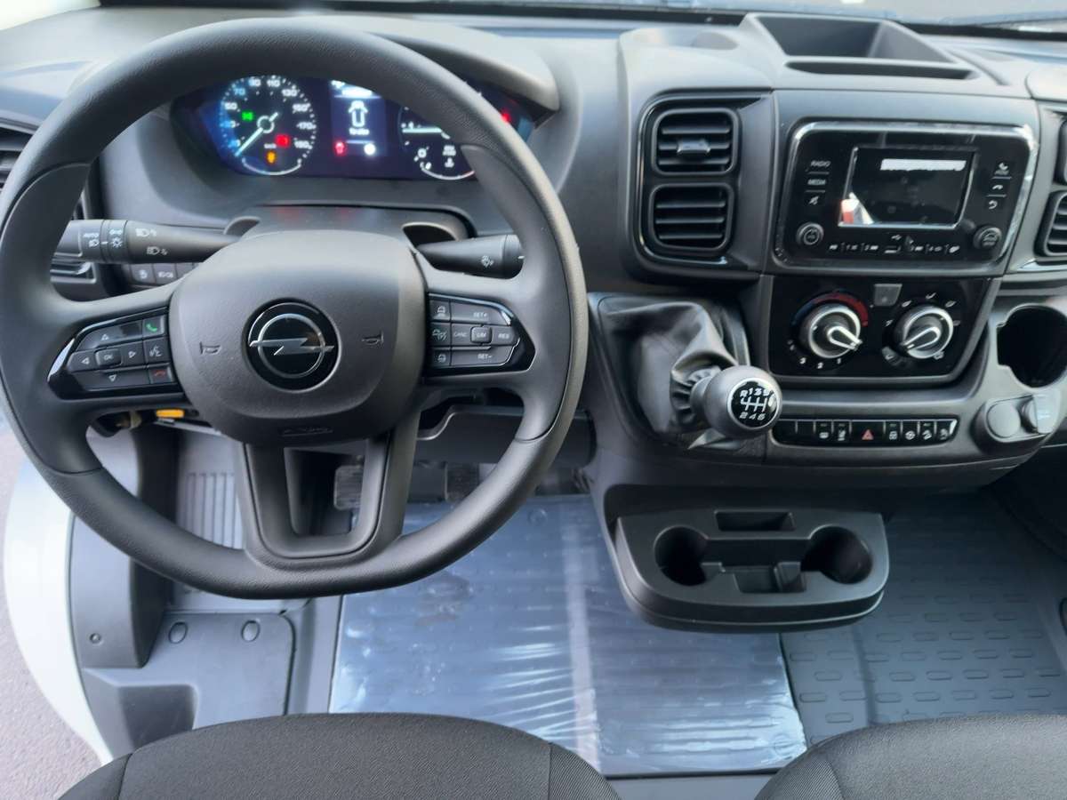 Fahrzeugbild eines Opel Movano