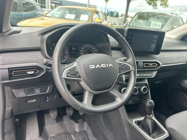 Fahrzeugbild eines Dacia Jogger