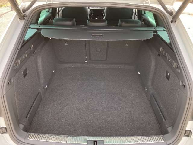 Fahrzeugbild eines Skoda Superb