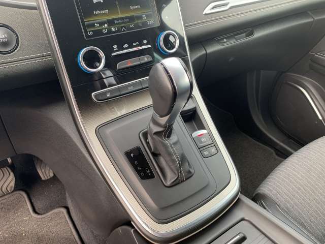 Fahrzeugbild eines Renault Grand Scénic