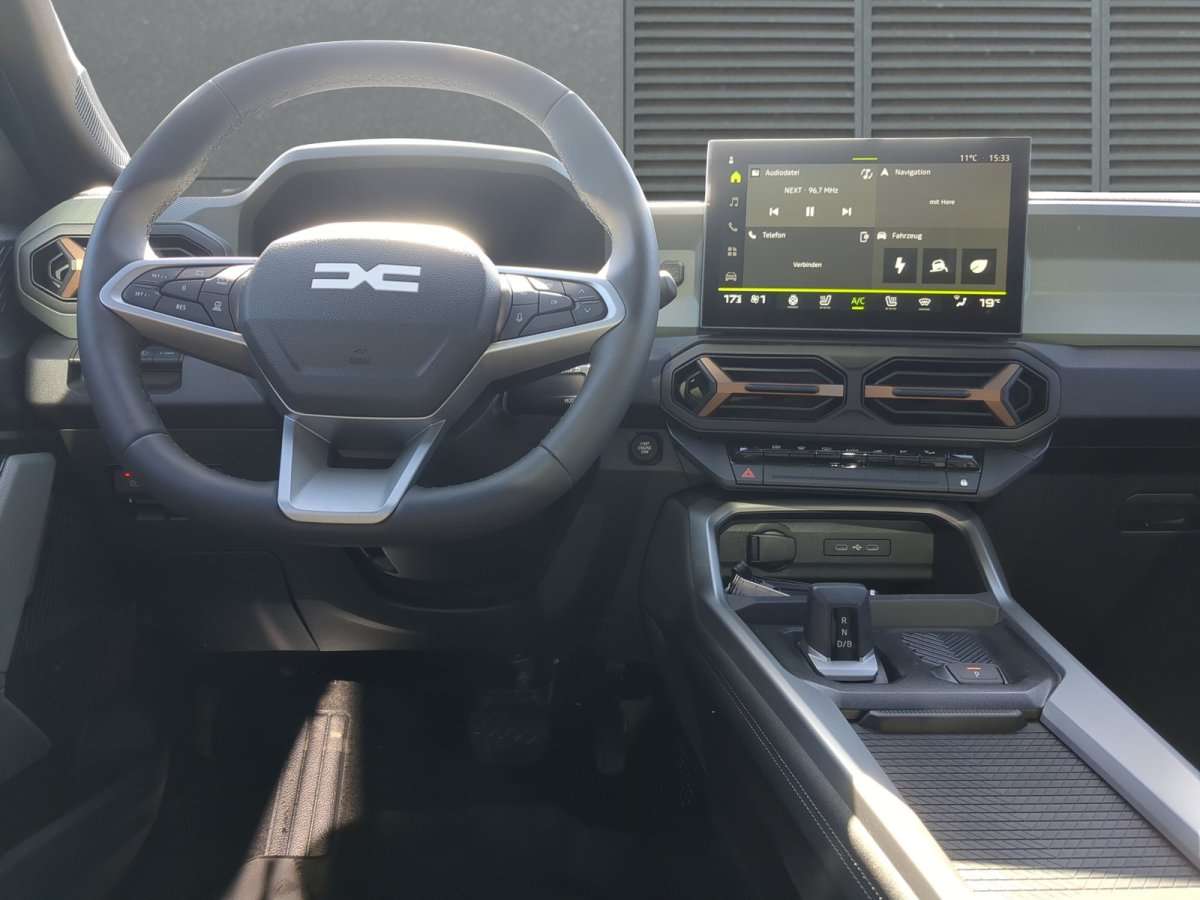 Fahrzeugbild eines Dacia Bigster