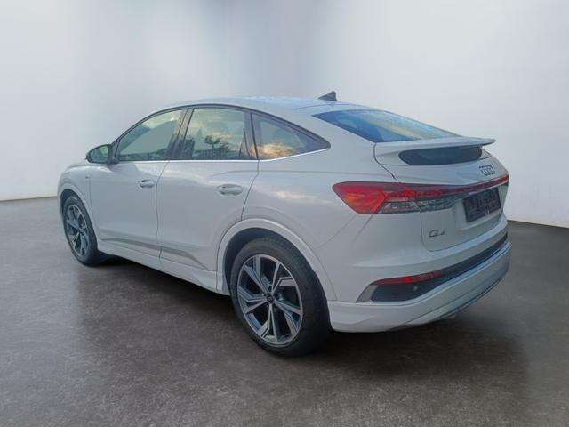 Fahrzeugbild eines Audi e-tron