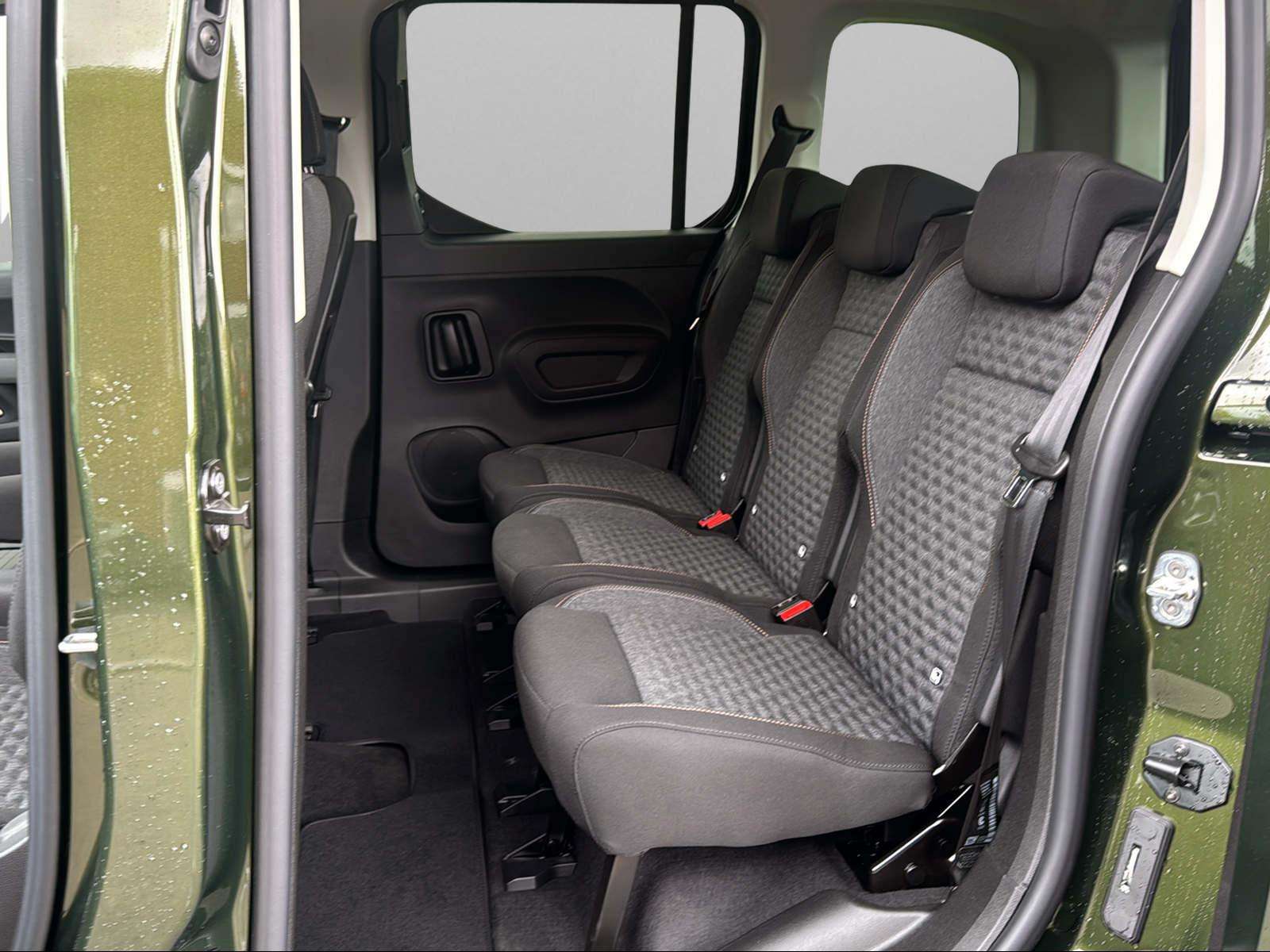 Fahrzeugbild eines Peugeot Rifter