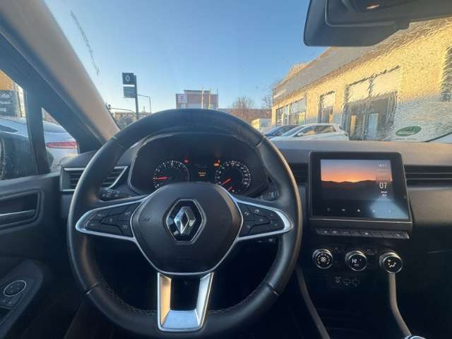 Fahrzeugbild eines Renault Clio