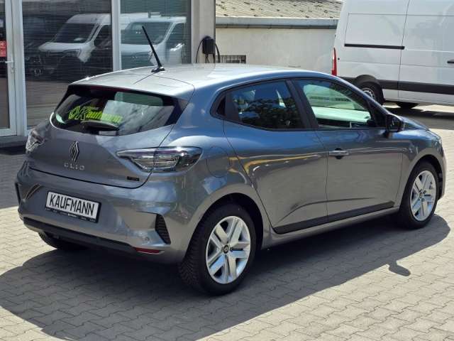 Fahrzeugbild eines Renault Clio