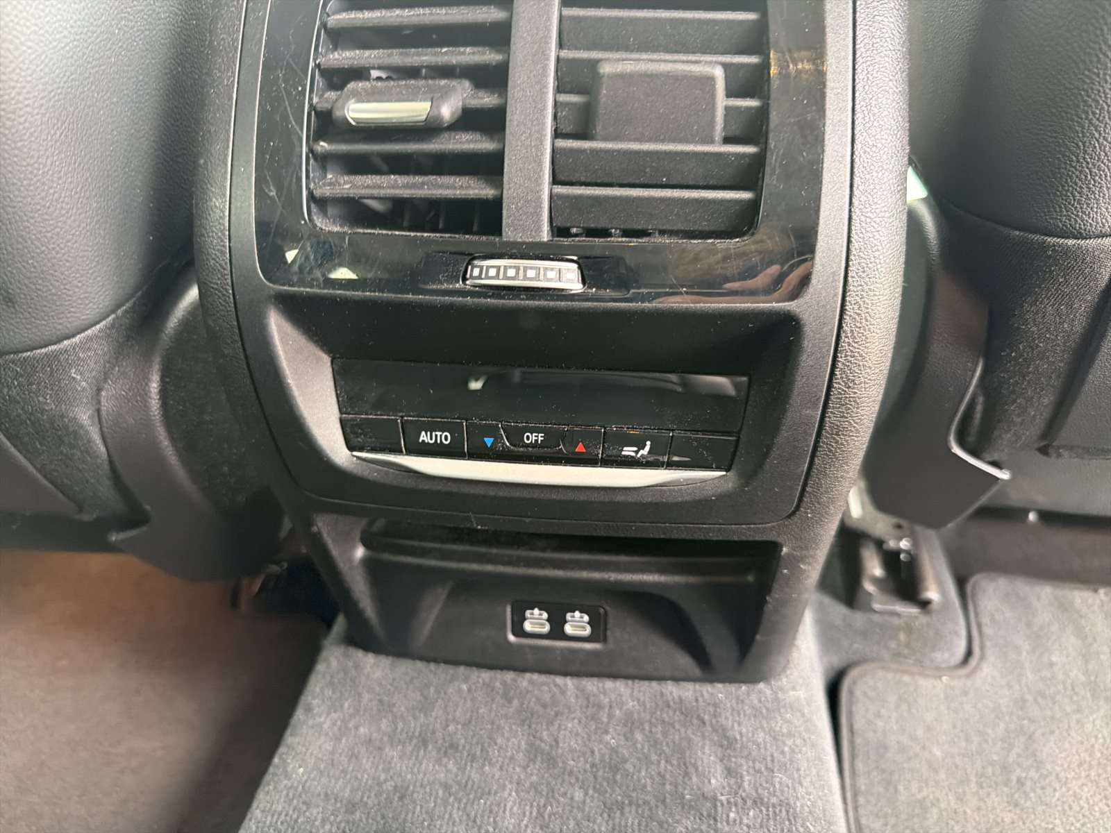 Fahrzeugbild eines BMW X4