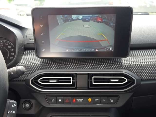 Fahrzeugbild eines Dacia Sandero