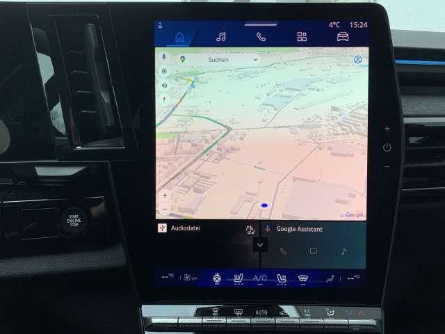 Fahrzeugbild eines Renault Rafale