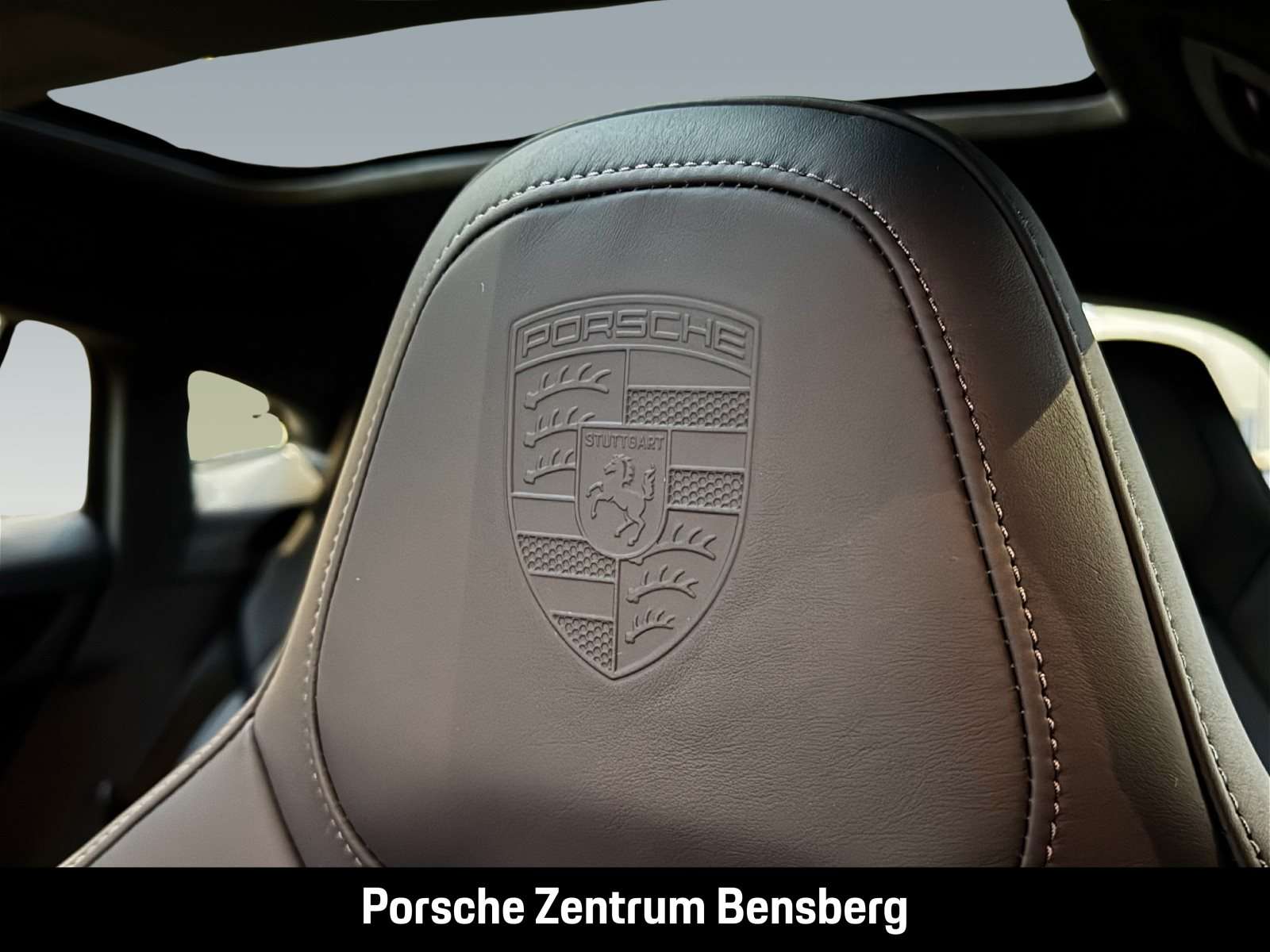 Fahrzeugbild eines Porsche Panamera