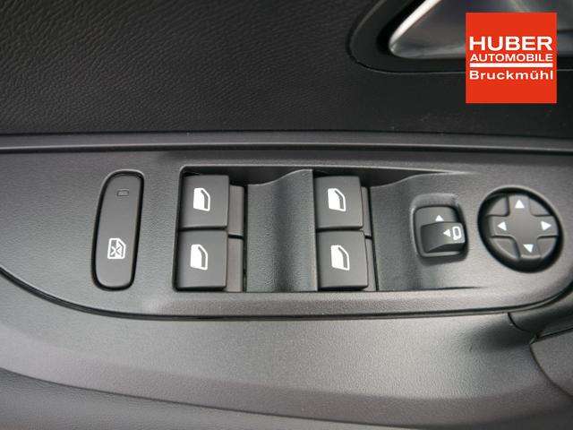 Fahrzeugbild eines Peugeot 2008