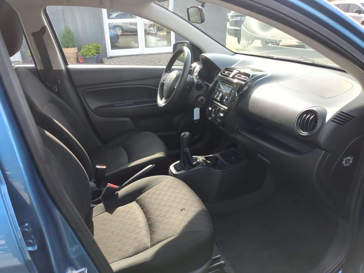Fahrzeugbild eines Mitsubishi Space Star