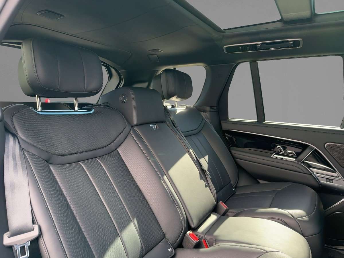 Fahrzeugbild eines Land Rover Range Rover