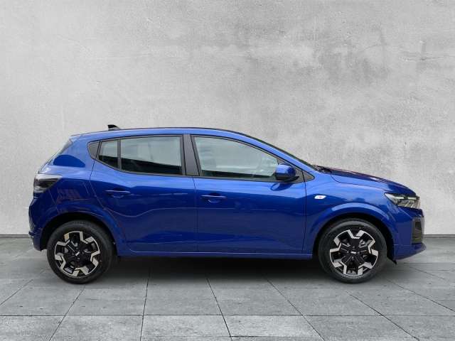 Fahrzeugbild eines Dacia Sandero