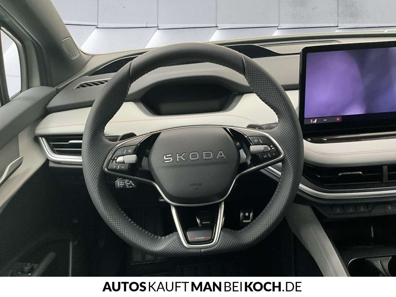 Fahrzeugbild eines Skoda ELROQ
