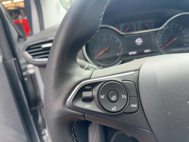 Fahrzeugbild eines Opel Crossland X