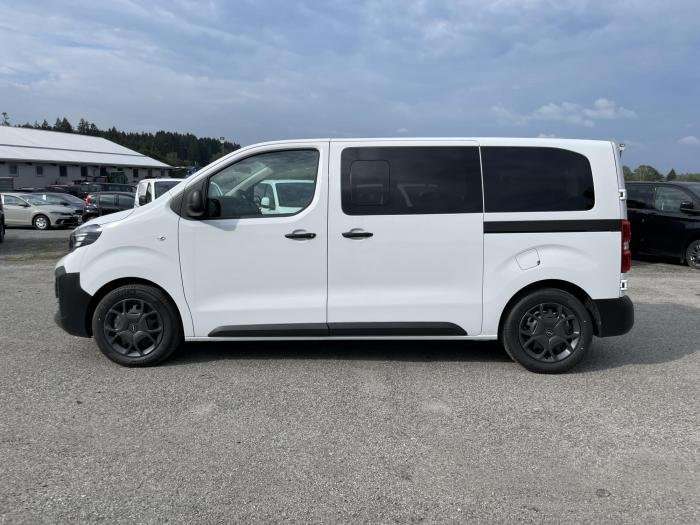 Fahrzeugbild eines Opel Vivaro