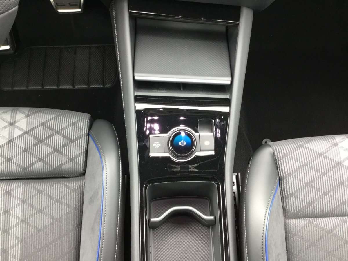 Fahrzeugbild eines Volkswagen Tayron