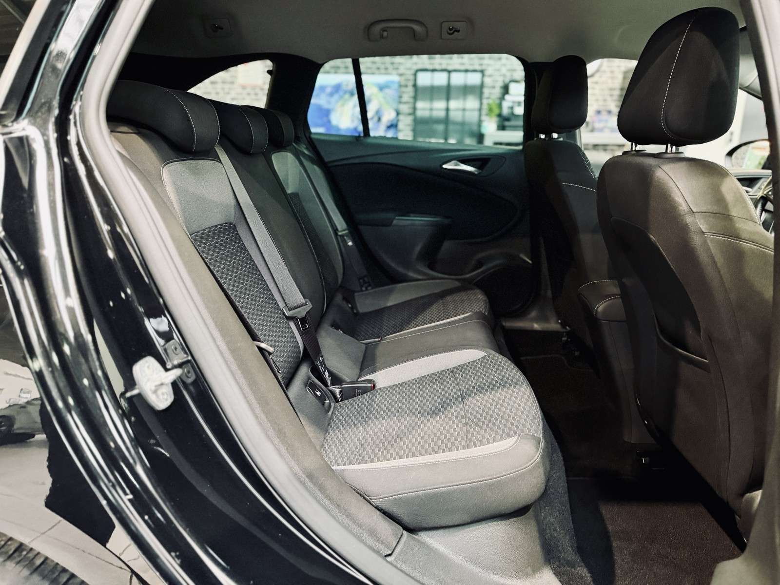 Fahrzeugbild eines Opel Astra