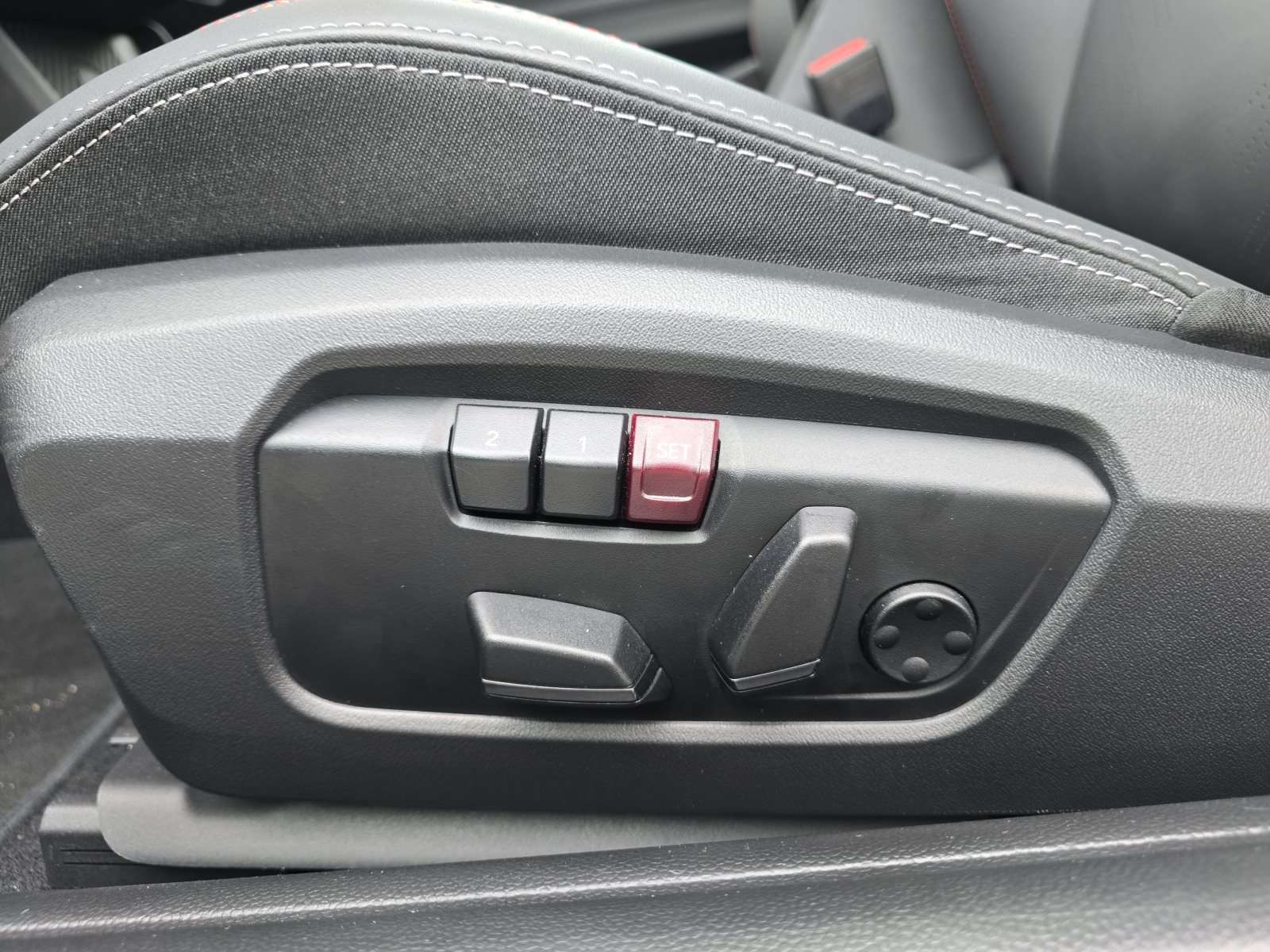 Fahrzeugbild eines MINI COOPER