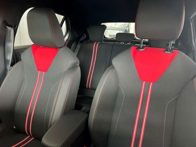 Fahrzeugbild eines Opel Corsa