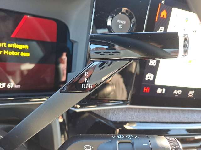 Fahrzeugbild eines Renault 5 E-TECH