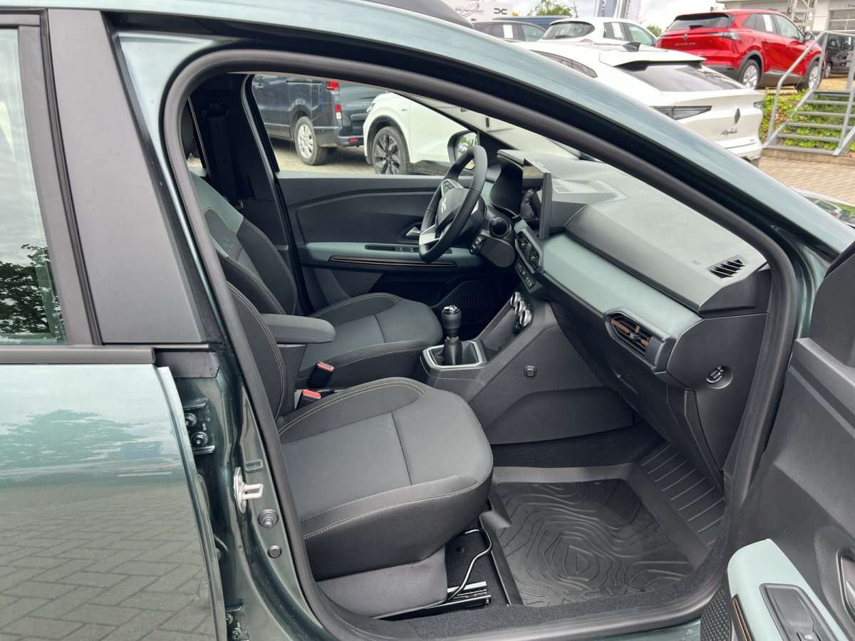 Fahrzeugbild eines Dacia Sandero