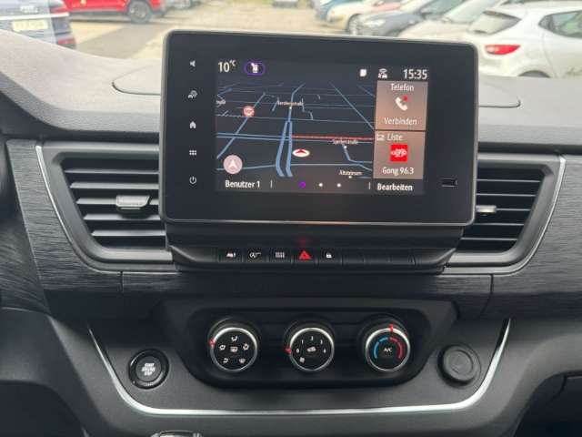 Fahrzeugbild eines Renault Trafic