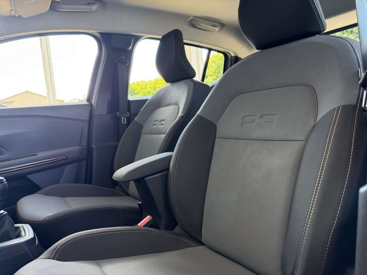 Fahrzeugbild eines Dacia Sandero