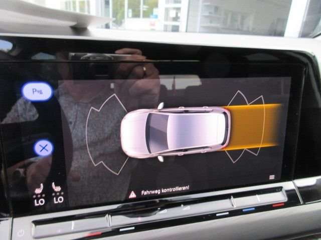 Fahrzeugbild eines Volkswagen Golf