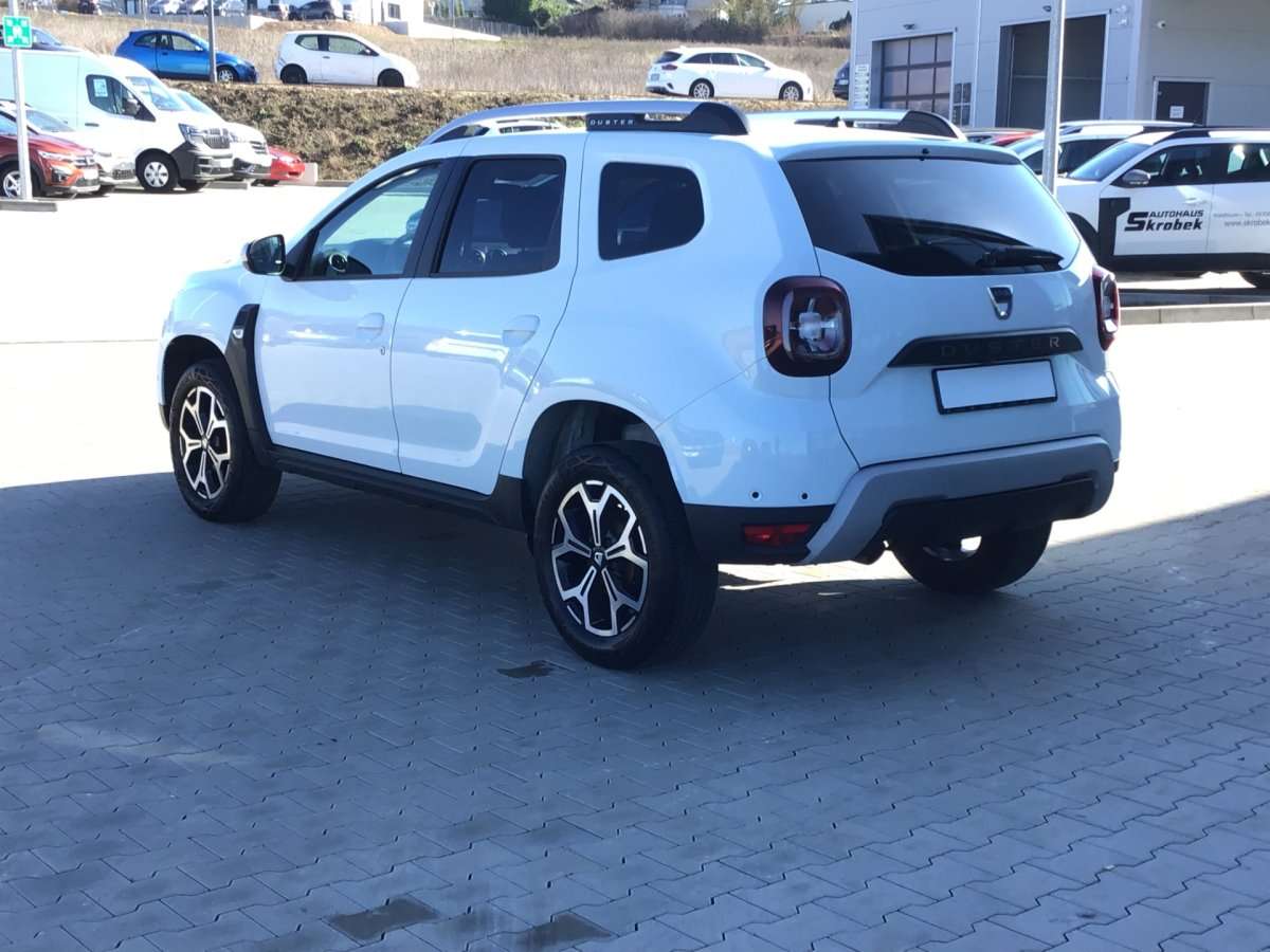 Fahrzeugbild eines Dacia Duster