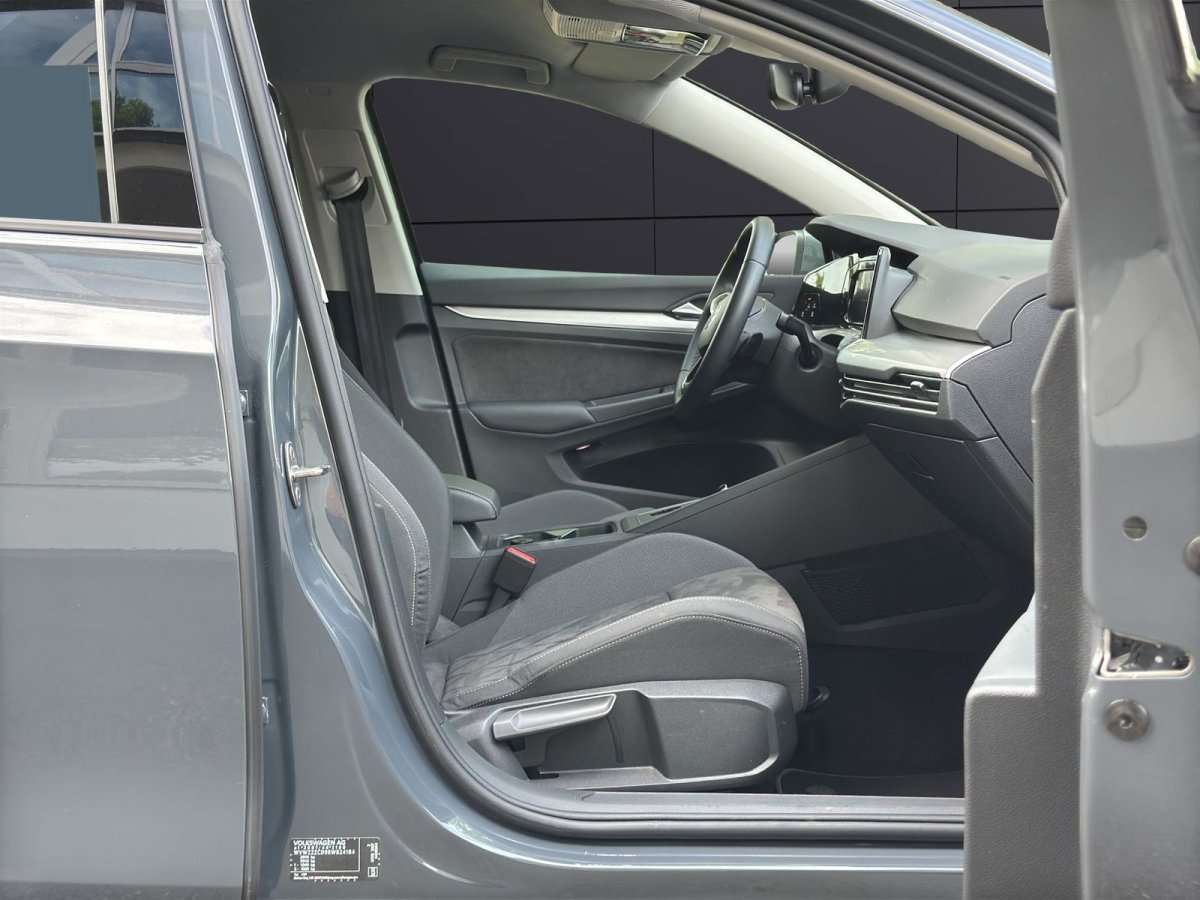 Fahrzeugbild eines Volkswagen Golf