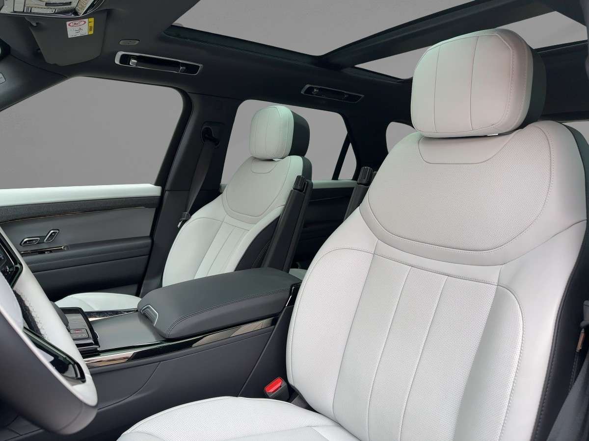 Fahrzeugbild eines Land Rover Range Rover Sport