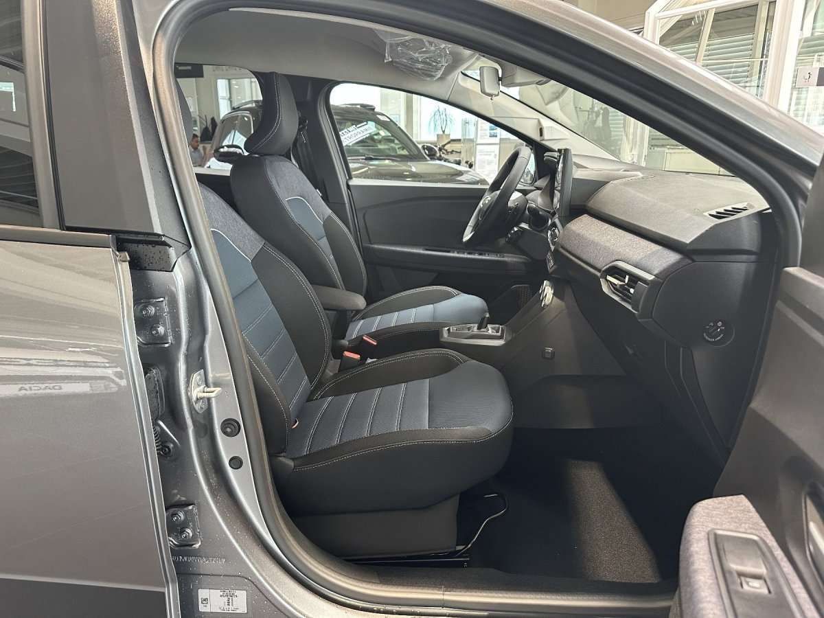 Fahrzeugbild eines Dacia Jogger