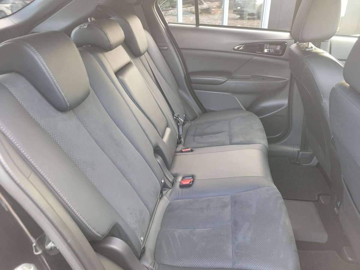 Fahrzeugbild eines Mitsubishi Eclipse Cross