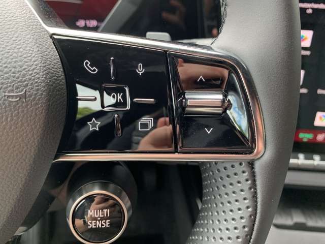 Fahrzeugbild eines Renault Scenic E-TECH