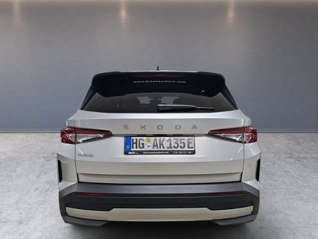 Fahrzeugbild eines Skoda ELROQ