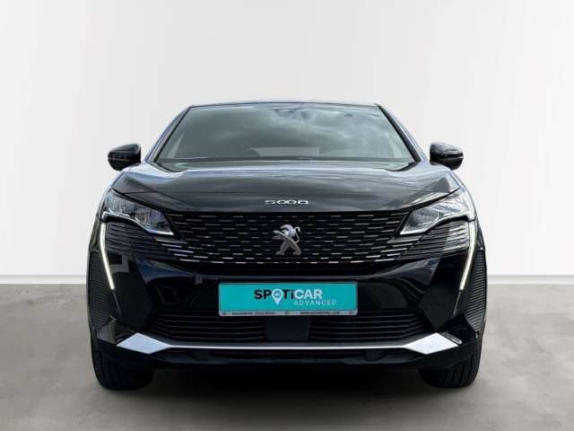 Fahrzeugbild eines Peugeot 5008