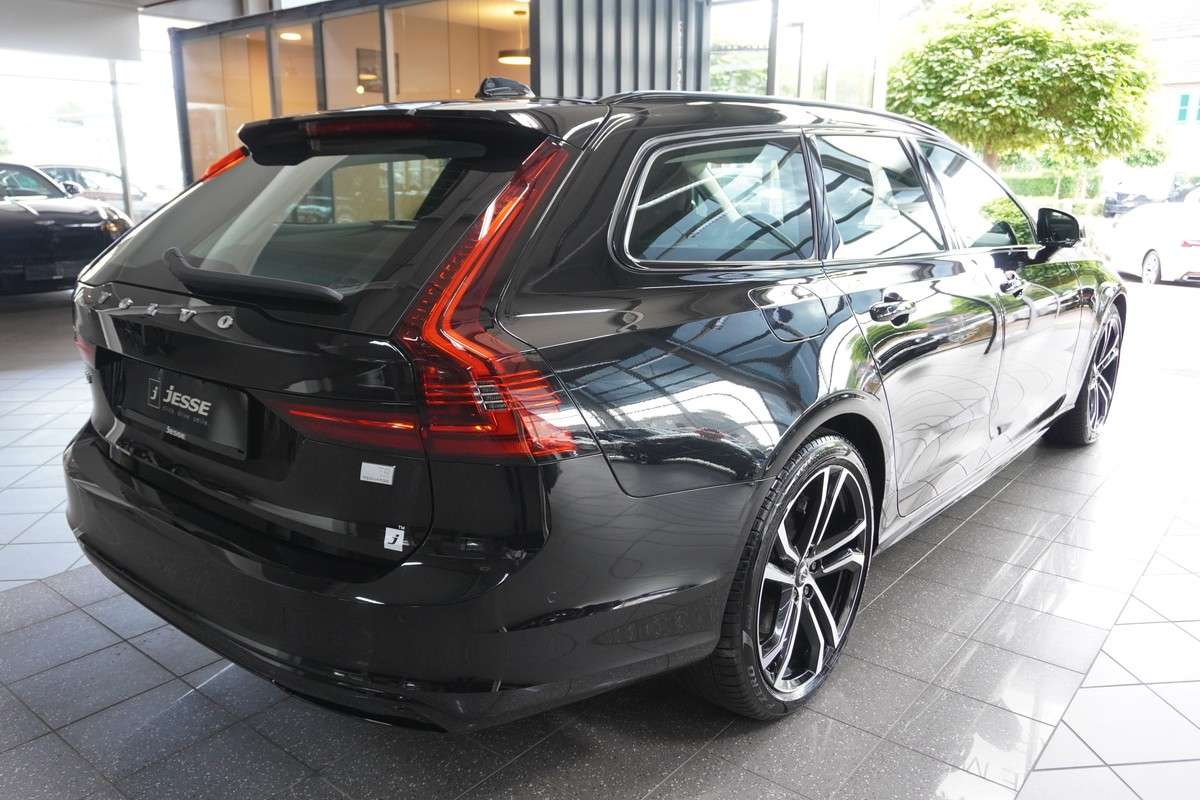 Fahrzeugbild eines Volvo V90