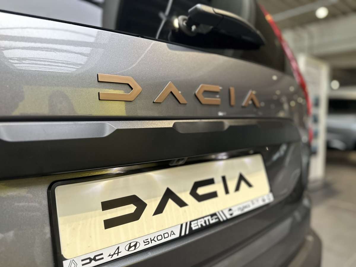 Fahrzeugbild eines Dacia Jogger
