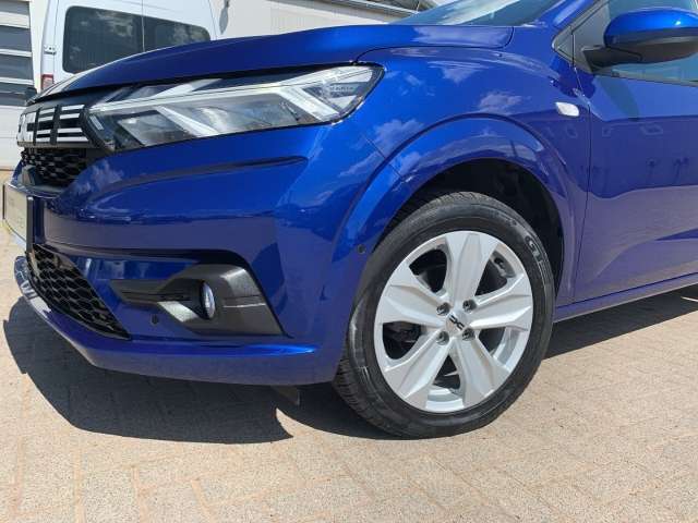 Fahrzeugbild eines Dacia Sandero