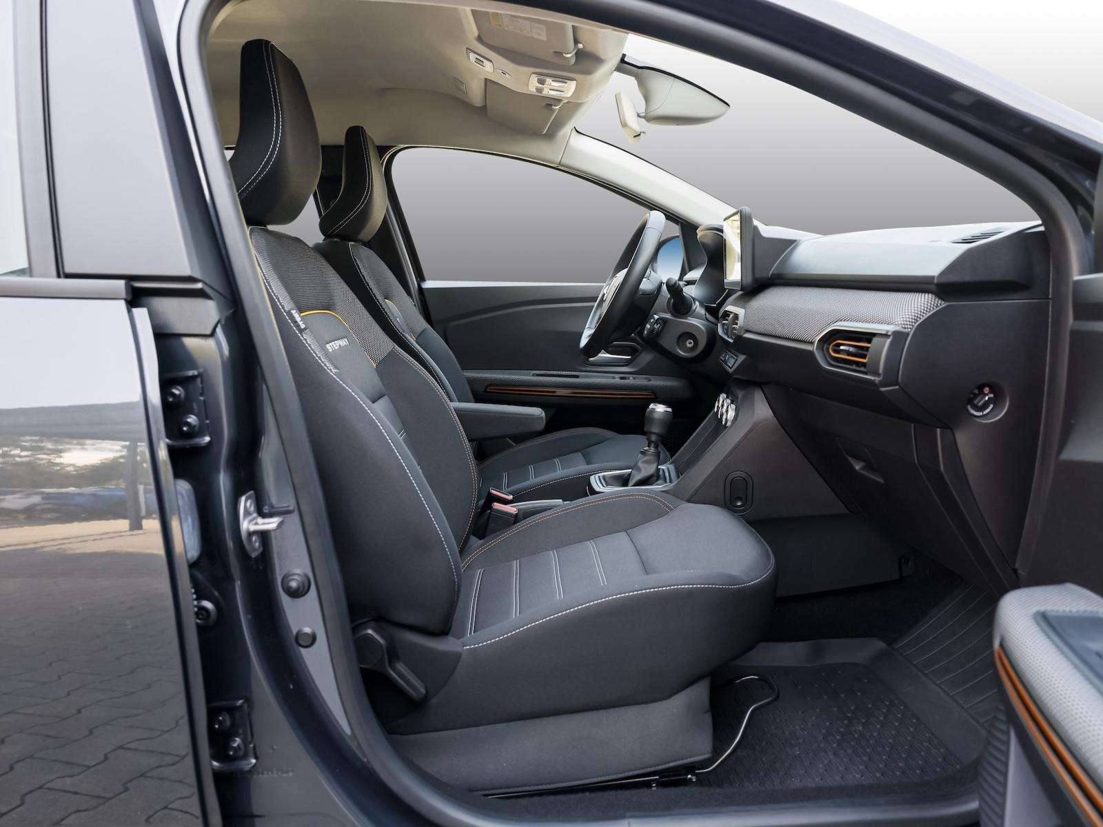Fahrzeugbild eines Dacia Sandero
